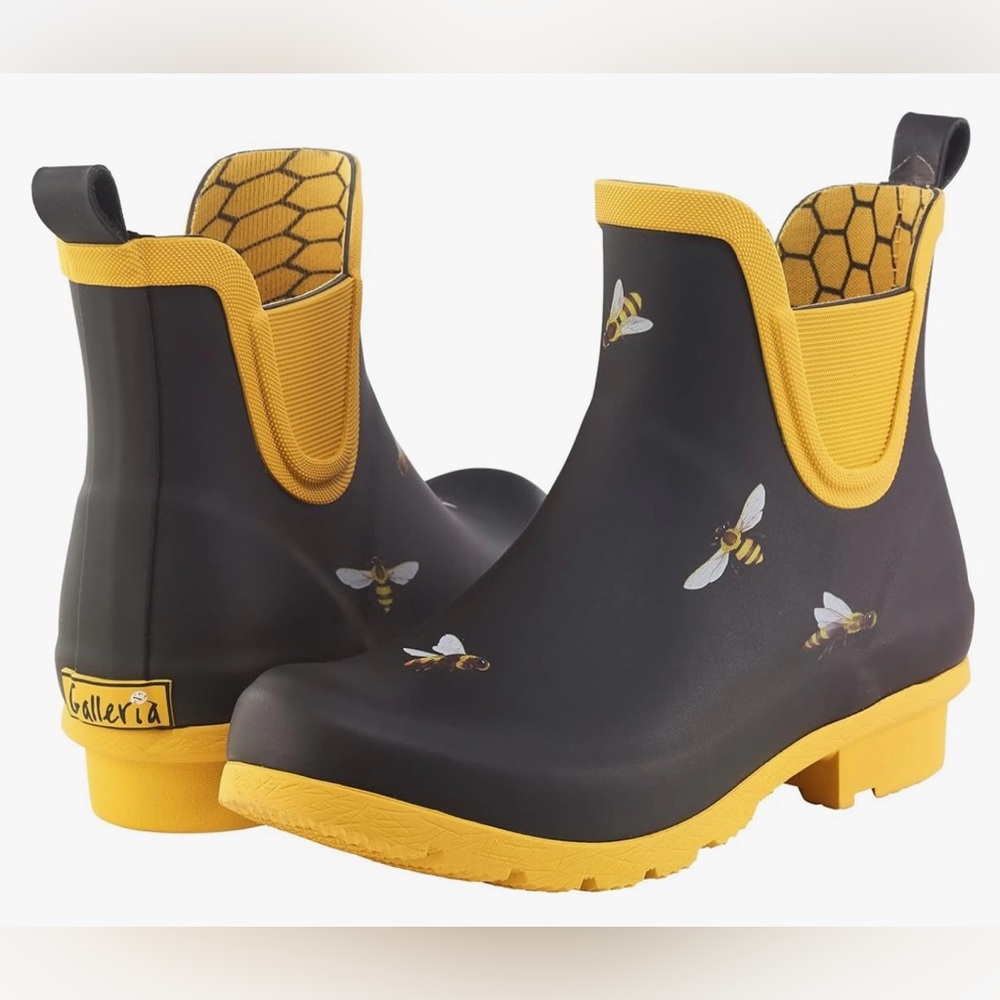 Galleria‎ Enterprises Chelsea rain snow boots booties navy blue yellow bee 🐝 11